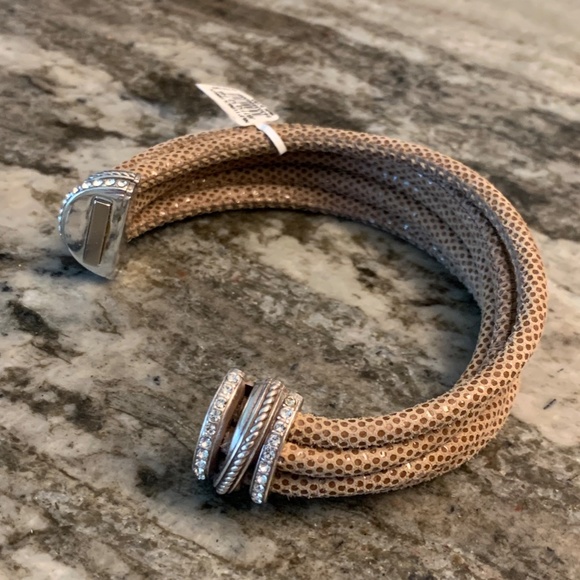 NWT Brighton Neptune's Rings Snap Closure Bracelet Taupe - Picture 2 of 6